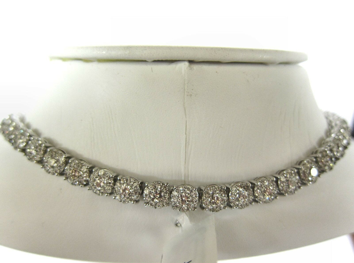 DIAMOND NECKLACE ROUND BRILLIANT BIG HALO GRADUATED AROUND SET CENTER 9.00 MM