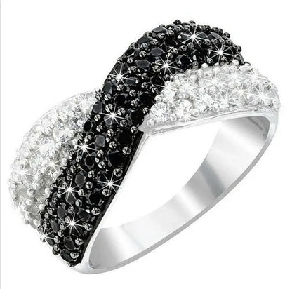 Exquisite European and American Ladies Classic Creative Two-Color Black and Whit