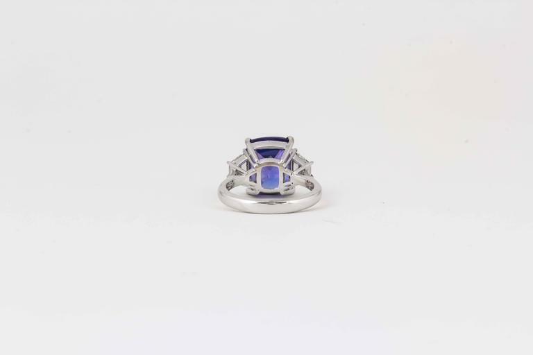 8.02 CT TANZANITE CUSHION CUT SET .75 CT TRAPEZOID TANZANITE DIAMOND RING 18 K