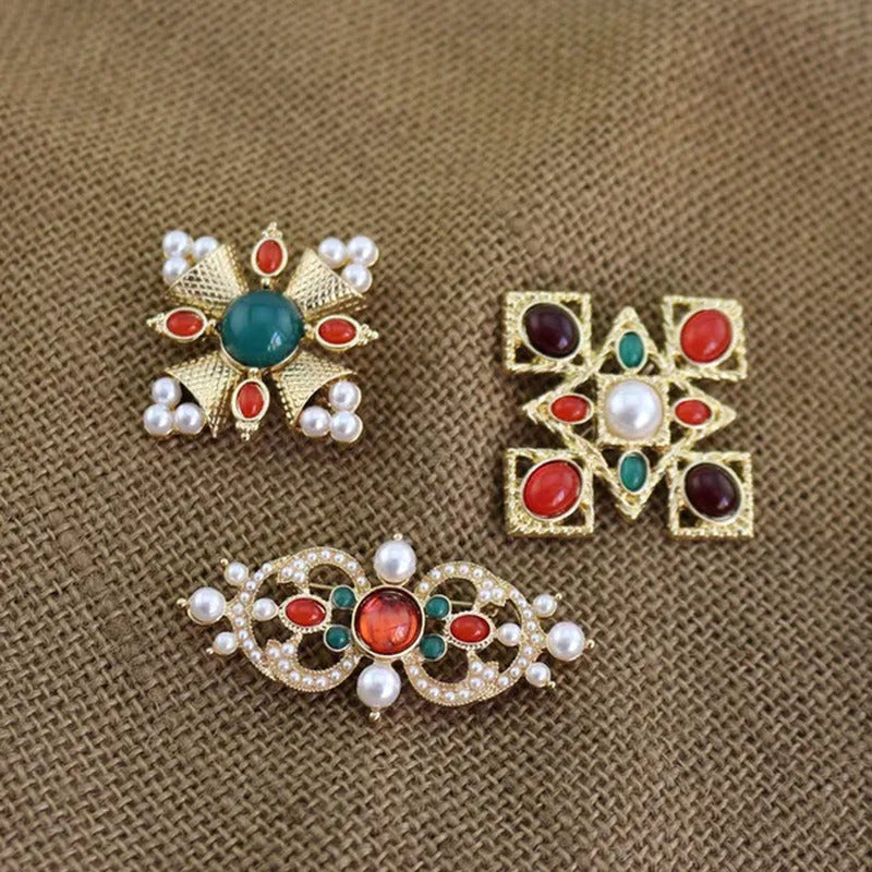 Antique Roman Engraved Baroque Byzantine Style Pearl Ruby Retro Brooches for Cor