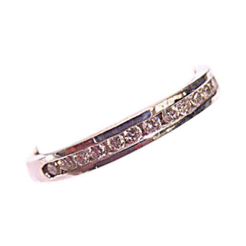 15 DIAMONDS CHANNEL SET ON TOP BAND