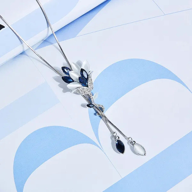 Women'S Fashion Pendant Necklace Rose Flower Studded Tassel Sweater Chain Decora