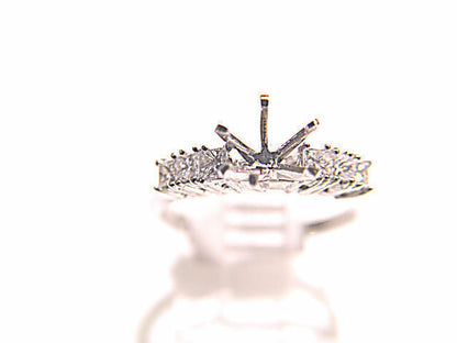 DIAMOND 6 PRINCESS SHAPE SETTING 6 PRONG SET FOR A 7.5MM STONE