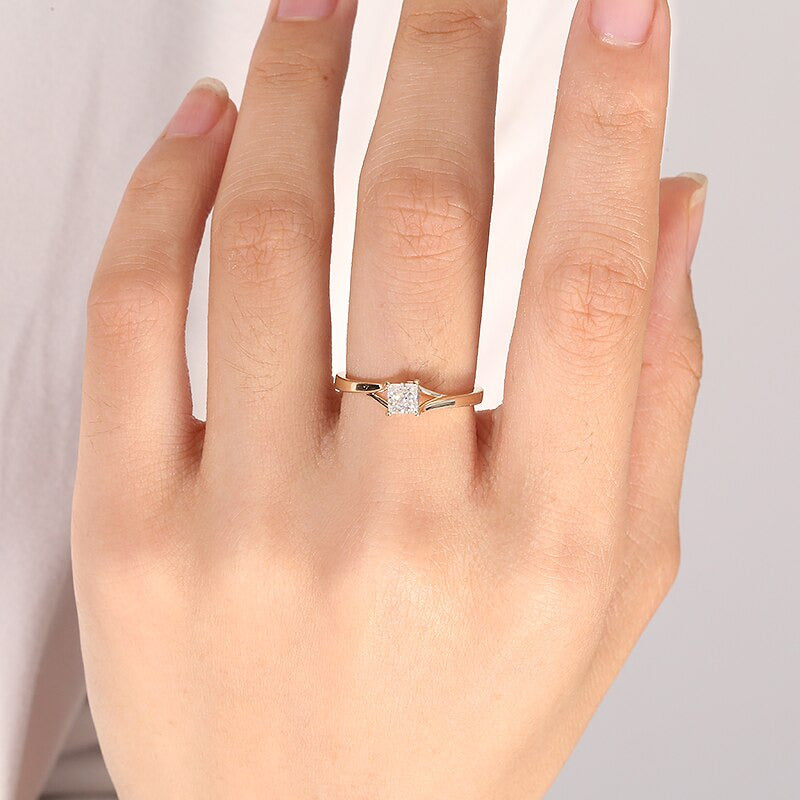 Real 10K Yellow Gold 4Mm Moissanite Princess Cut Engagement Ring