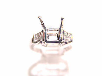 DIAMOND 6 BAGUETTE SHAPE CHANNEL SET SETTING 4 PRONG DIAMOND SETTING DIAMOND
