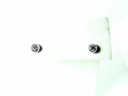 DIAMOND ROUND BR SHAPE STUD EARRING BEZEL SET