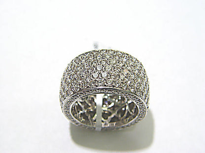 ROUND BRILLIANT DIAMOND ETERNITY BAND