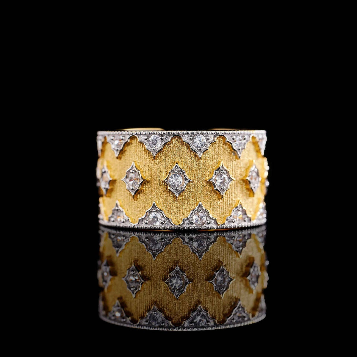 European and American Ins Two-Color Star Wide Ring