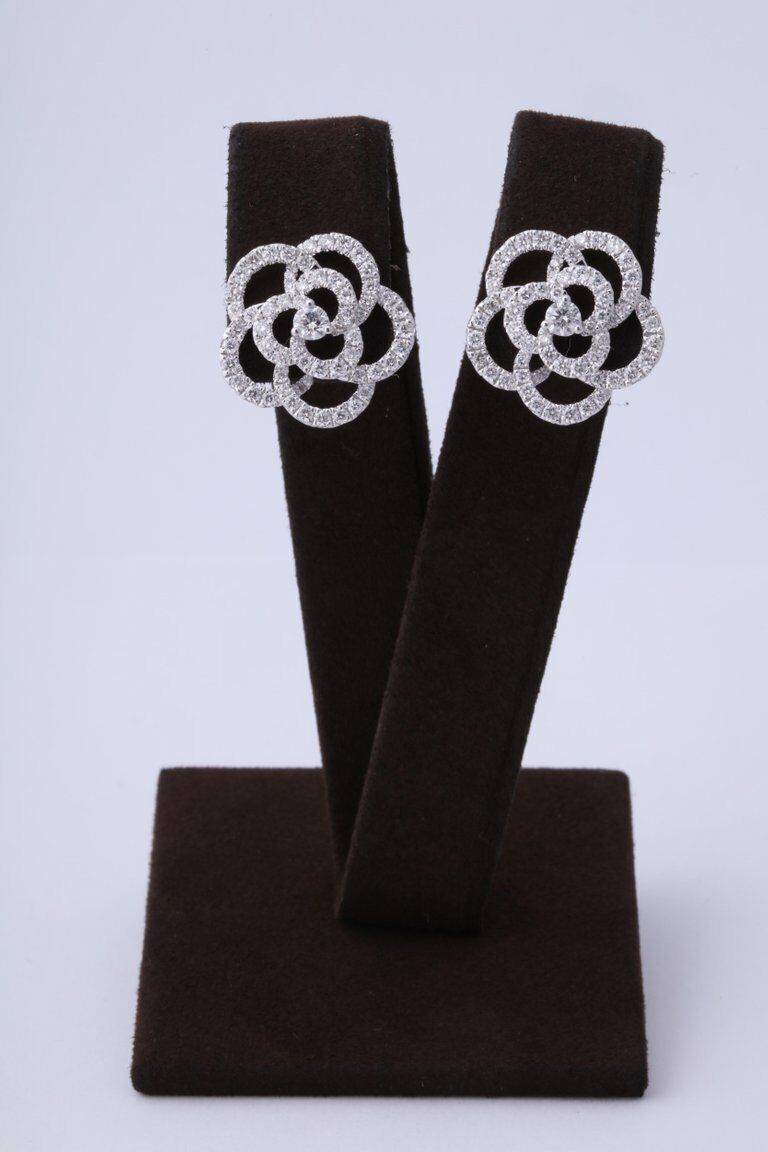 Diamond Camelia 1.95 ct Diamond White Gold Flower Earrings