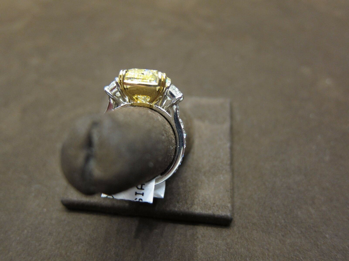 GIA FANCY YELLOW SI1 CUSHION DIAMOND RING SET TRAPEZOID ENGAMENT RING