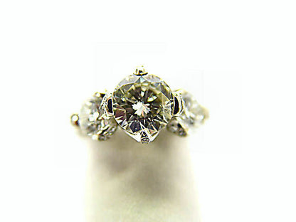 CERTIFIED 3 STONE H SI2 PLATINUM ROUND CENTER 8.44X8.43X5.42MM 2 SIDE 5.98X