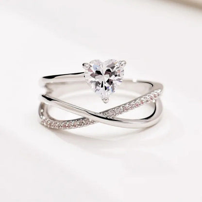 Women New Design Distinctive 925 Sterling Silver Heart Shaped Diamond Guiding St