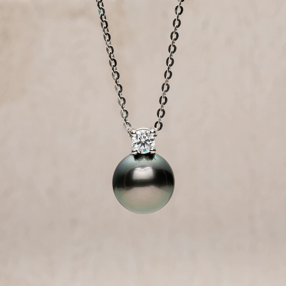 Anujewel 9-10Mm Natural Tahitian Black Pearl 0.3Ct Moissanite Diamond Necklace