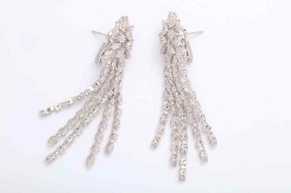 Classic Diamond Dangle Earring