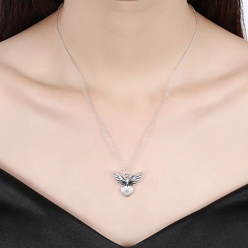 Pretty Women'S 925 Sterling Silver Heart Shaped Angel Wings Pendant Diamonds Nec