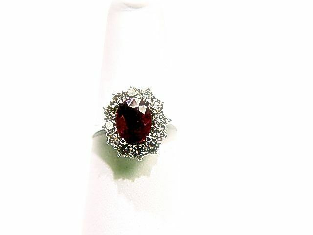 1.67 CT RUBY OVAL SHAPE AND .75 CT ROUND SHAPE DIAMOND RING RUBY DIAMOND RING