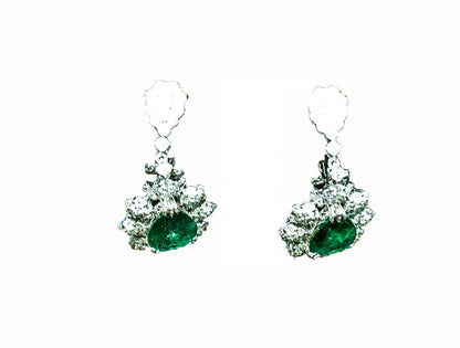 EMERALD GREEN PEAR SHAPE DIAMOND BAGUETTE  ROUND BRILLIANT SHAPE