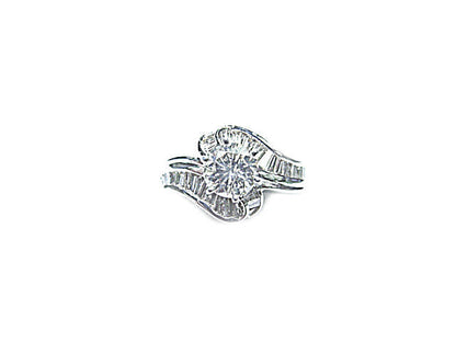 ROUND BRILLIANT SHAPE BAGUETTE SHAPE DIAMOND RING