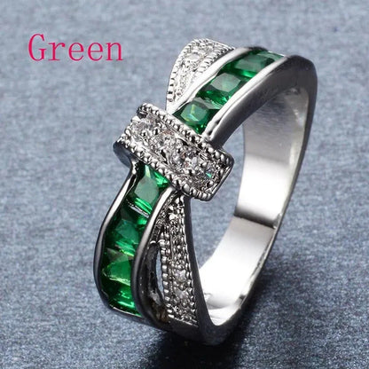 Trendy Women Rings with Brilliant Cubic Zirconia Luxury Engagement Rings Fashion