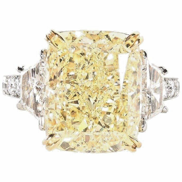 GIA certified Fancy Yellow 10.17 ct Fancy Diamond Ring 1.55 carat platinum 18 k