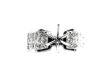 DIAMOND 30 PRINCESS SHAPE INVISIBLE SET 5X3 ROW SETTING DIAMOND ENGAGEMENT RING