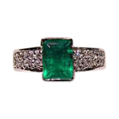 EMERALD CUT EMERALD 1.38 CT AND ROUND BRILLIANT CUT
