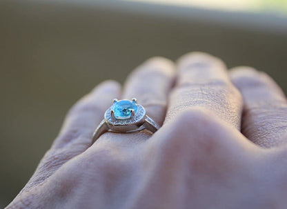 1.25Ct Halo Set Solitaire Cubic Zirconia & Simulated Gemstone Promise Engagement