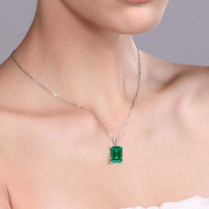 925 Sterling Silver Green Simulated Emerald and White Diamond Pendant Necklace f