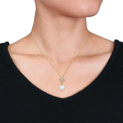11-12MM South Sea Cultured Pearl and 1/4 Carat T.W. Diamond 14K Yellow Gold Flor