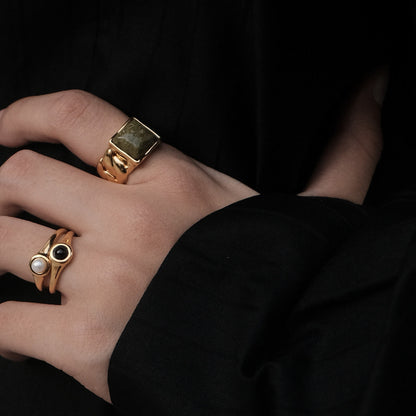 European and American All-Match Pearl Black Onyx Ring