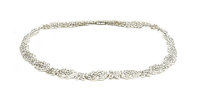 DIAMOND ROUND BR SHAPE PRONG BEZEL SET NECKLACE AROUND THE NECKLACE TO BACK