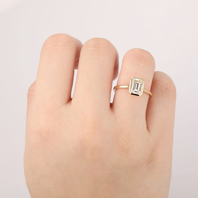 Solid 14K 585 Yellow Emerald Cut 2Ct 6*8MM Moissanite Engagement Ring for Women