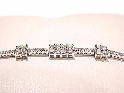 ROUND BRILLIANT CUT DIAMOND BOX AND LINE TENNIS DIAMOND BRACELET