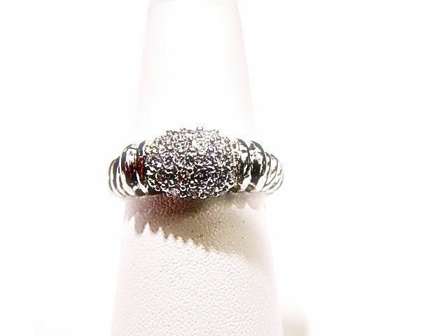 DIAMONDS PAVE SET ON TOP WITH GROOVE WORK MOUNTING