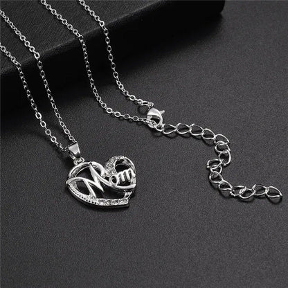New Fashion Creative Love MOM Necklace Diamond-Encrusted Mom Heart-Shaped Neckla