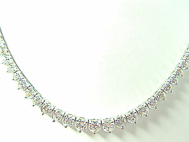 DIAMOND ROUND BR SHAPE 3 PRONG SET GRADUATED TENNIS NE