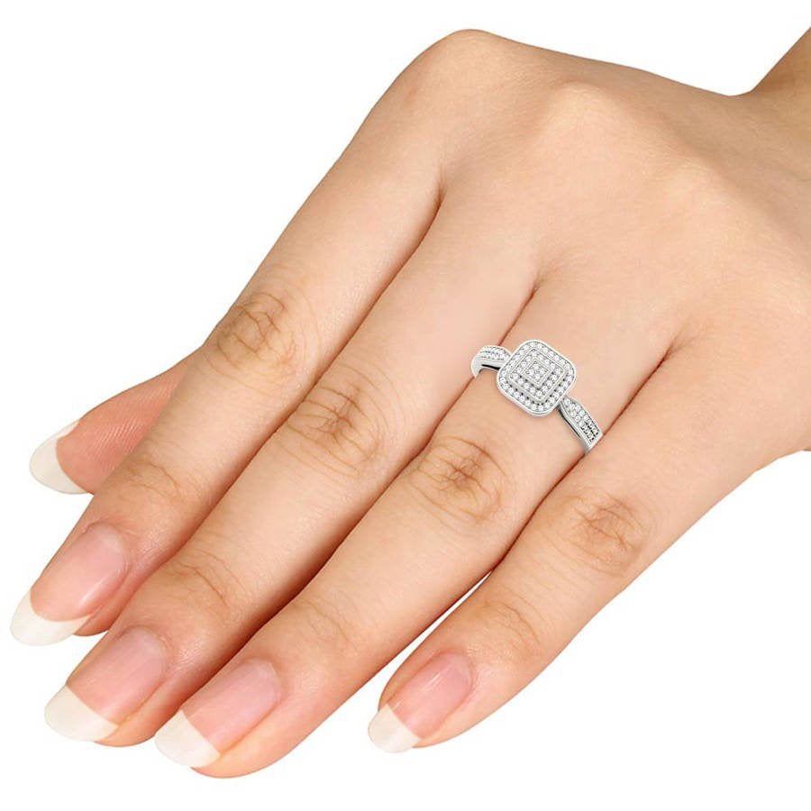 1/6 Carat T.W. Diamond Cluster Square-Shape Double Halo 10Kt White Gold Engageme