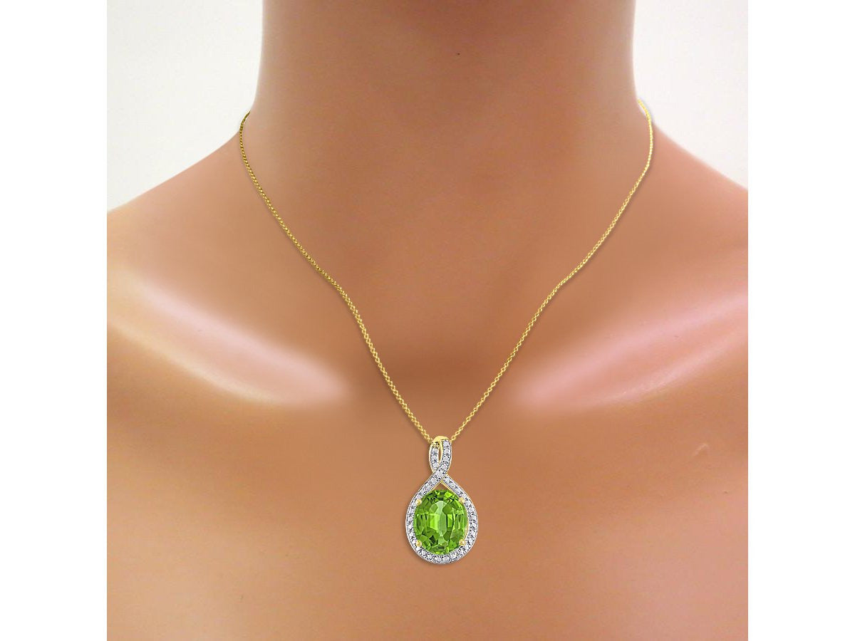 Diamond & Peridot Pendant Necklace in 14K Yellow Gold with 18" Gold Chain - Augu