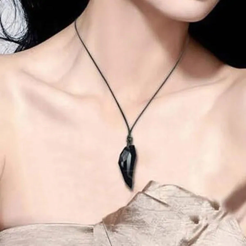 2Pcs Brief Design Women Men Wolf Tooth Crystal Pendant Adjustable Handmade Neckl