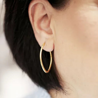 14K Italian Yellow Gold Oval Hoop Earrings