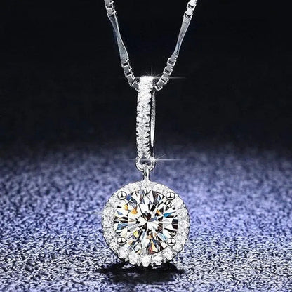 Exquisite Fashion 2Ct Moissanite Solitaire Pendant Necklace for Bridal Engagemen
