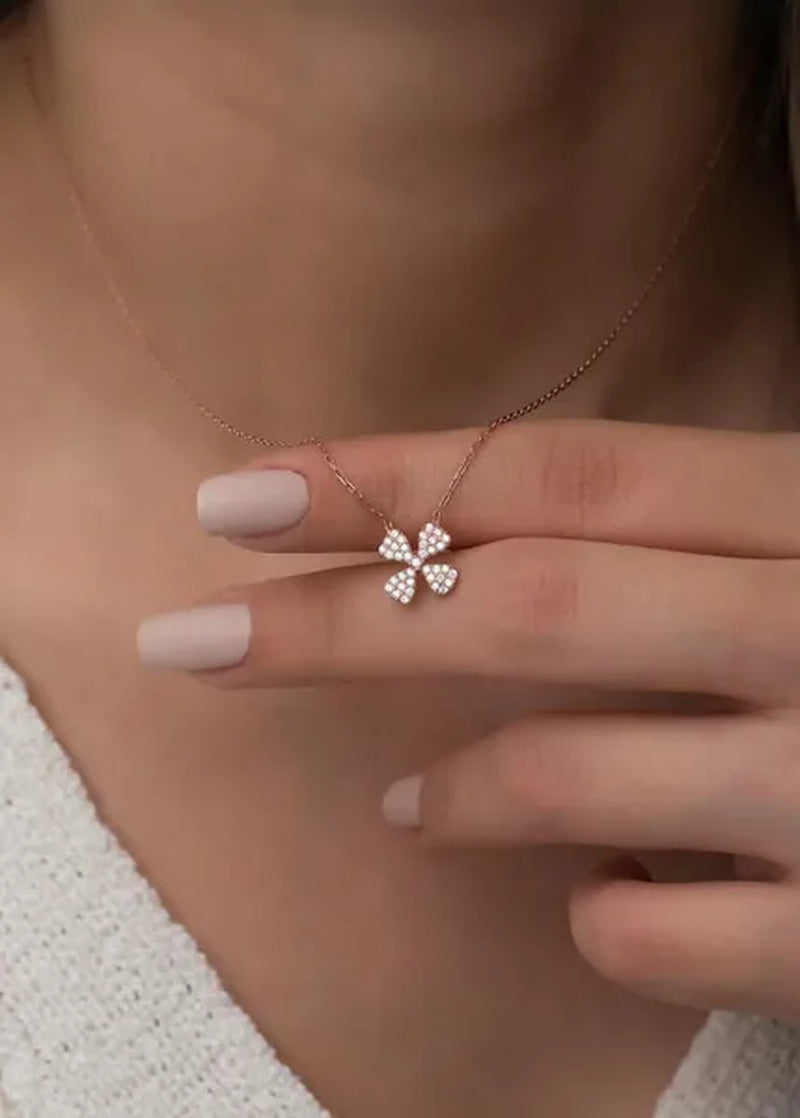 925 Ayar Rose Minik Yonca Kolye Kadın Gümüş Kolye