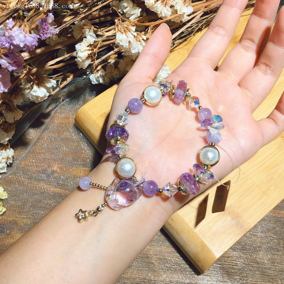 Amethyst Fox Pendant Baroque Pearl Bracelet
