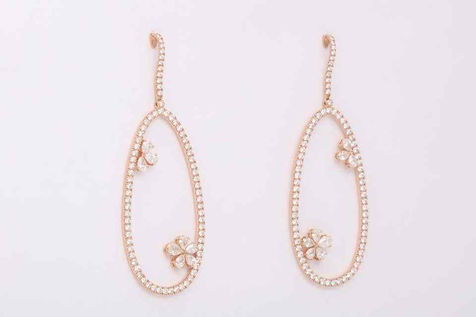 Diamond Dangle Earring with Flowers Rose Gold