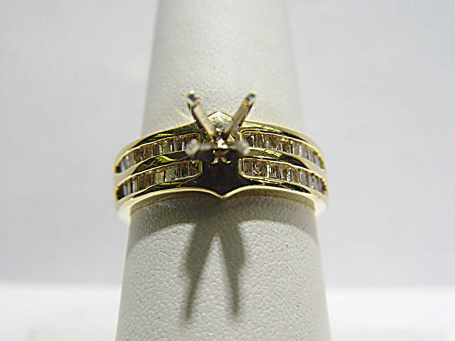 DIAMOND BAGUETTE SHAPE CHANNEL SET SETTING 4 PRONG SET