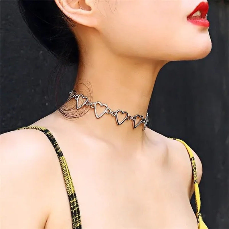 Simple Metal Heart Shape Choker Necklace for Women Fashion Elegant Geometric Col