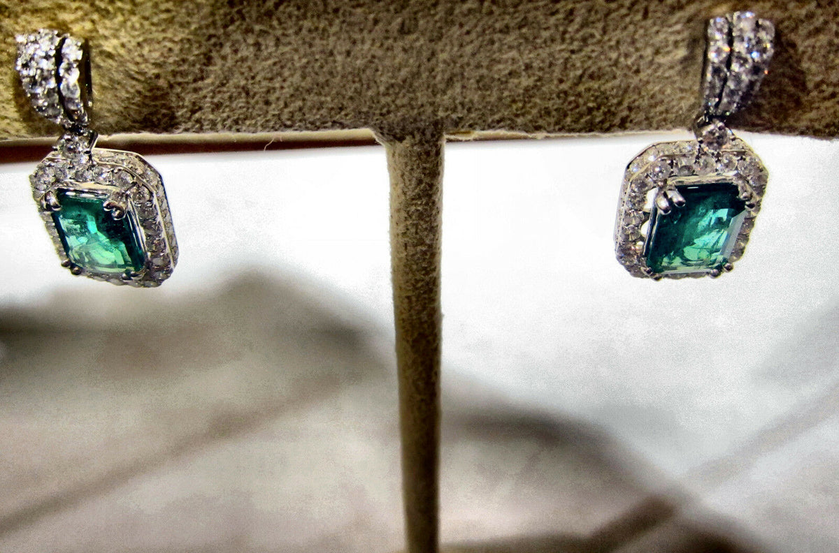 EMERALD RECTANGULAR SHAPE SET ROUND DIAMOND DANGLE EARRING