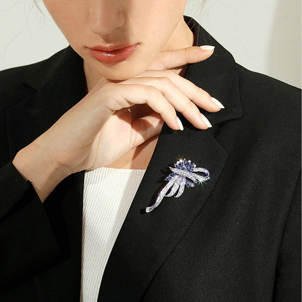 Created Crystal Brooch Fancy Vintage Style Flower Brooch Pin for Women, Girls, L