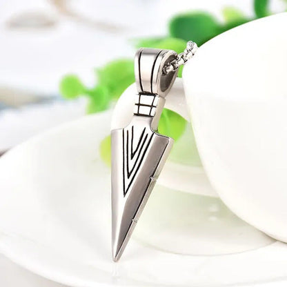 Vintage Men Necklaces Arrowhead Pendant Necklace with 21 Inch Chain Mens Jewelle
