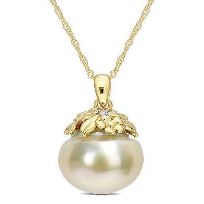 9-10Mm Drop South Sea Cultured Freshwater Pearl and Diamond Accent 14Kt Yellow G